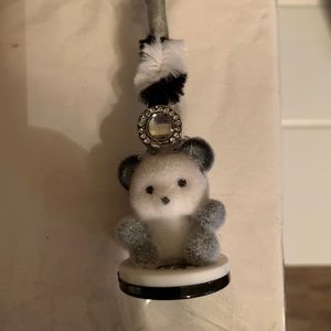 Teddy bear roach clip